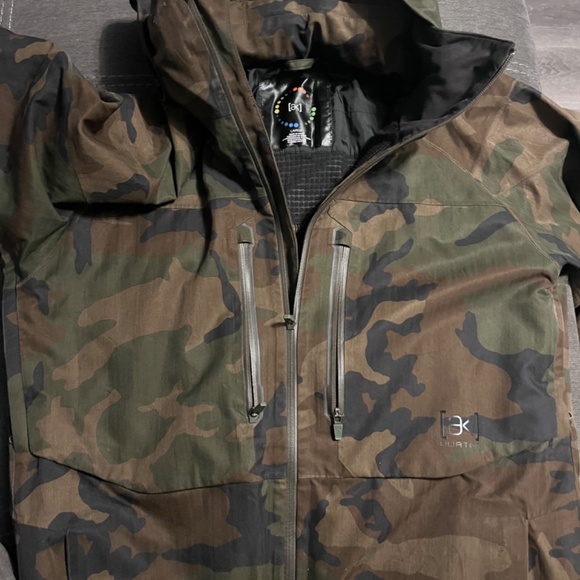Mens Burton Came gore-Tex AK jacket - Picture 5 of 6